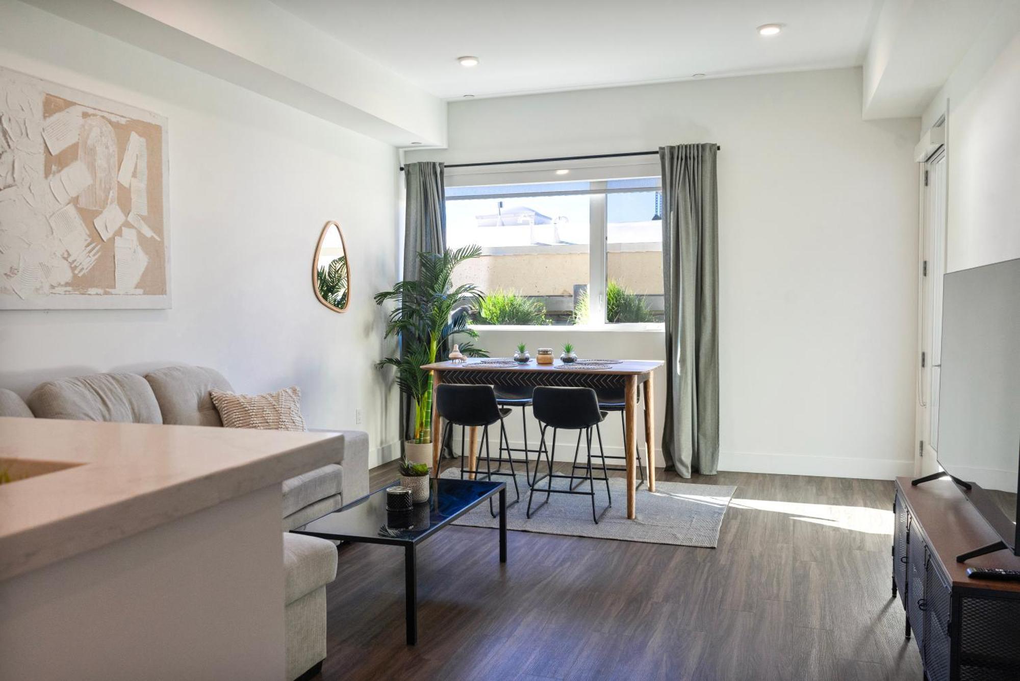 Appartement Bright & Stylish 1-bedroom, Walk To Netflix, Perfect For Long Free Parking Los Angeles